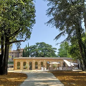  Aparthotel Hills